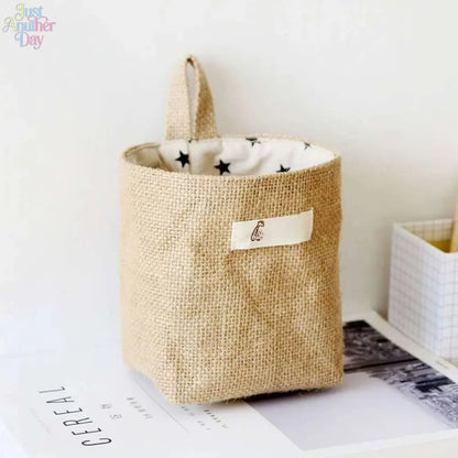 2 Pack Natural Jute Linen Hanging Storage Baskets, Wall Mount Small Hanging Organizer Pouches, Multifunctional Rustic Fabric Hanging Storage Bags for Bathroom, Bedroom, Door, Closet & Desk Small Sundries Organizing