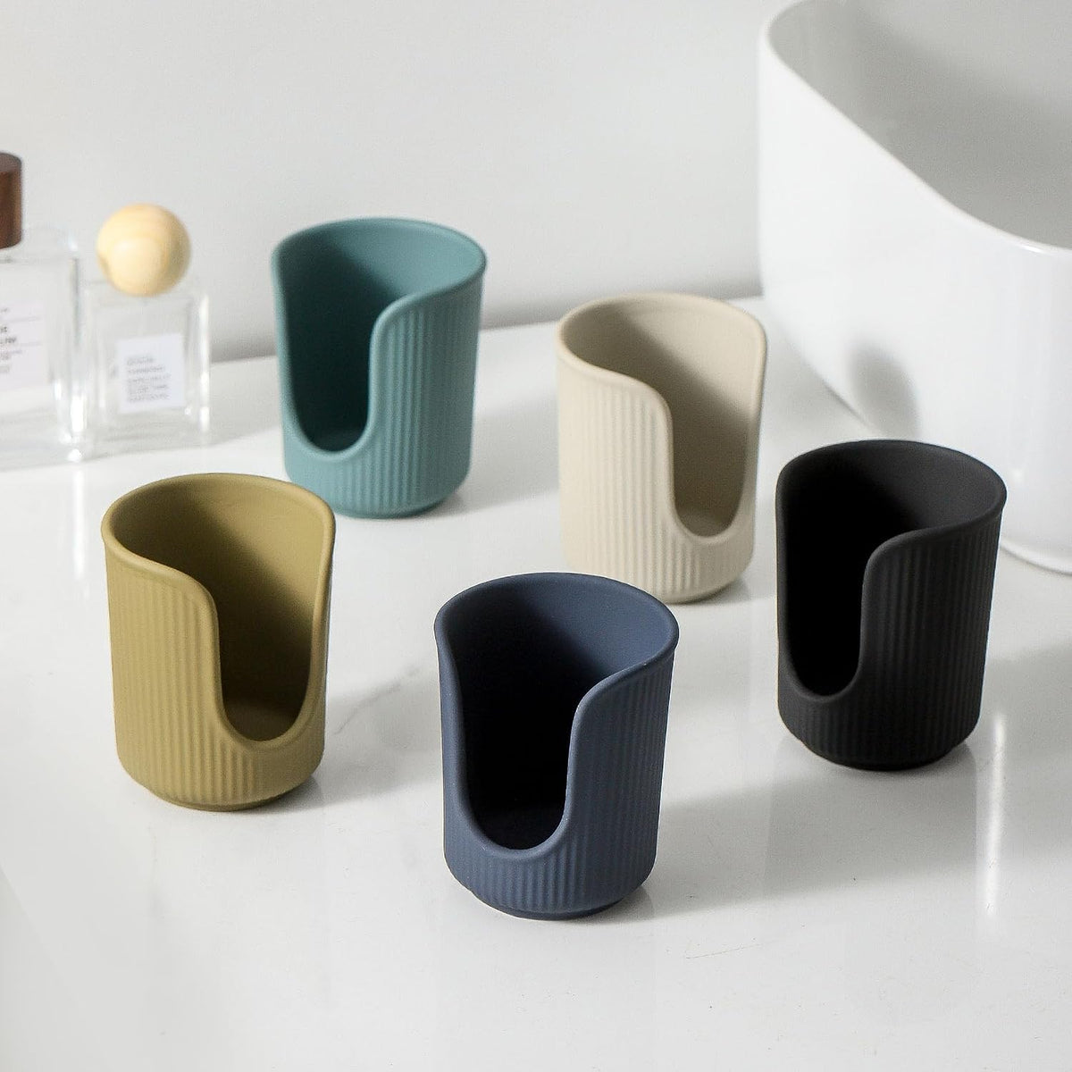 Dobbyby Ceramic Bathroom Cup Dispenser with Stylish Vertical Stripes - Disposable Mouthwash Cup Holder Holds 3-4oz Paper Cups for Rinsing Cups on Bathroom Vanity Countertops (Matte Black)
